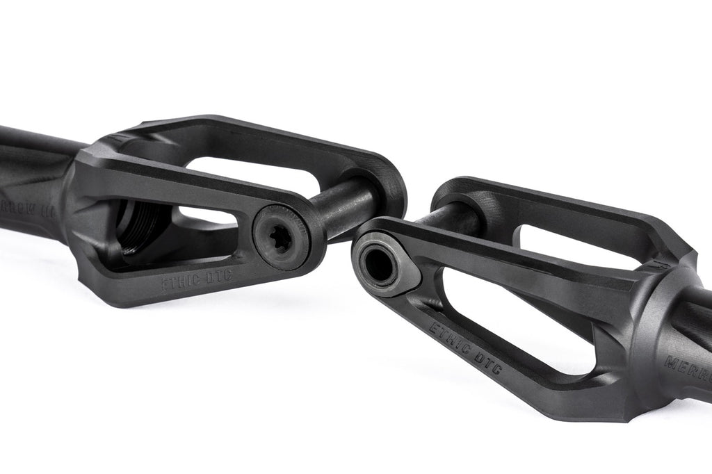 Vidlice Ethic Merrow V3 8/12 STD SCS black